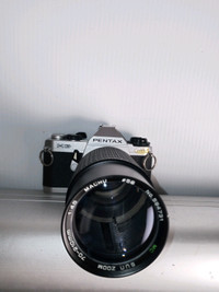 Pentax MG  35mm SLR Film Camera W/Zoom 70-210mm F/4.5 Lens