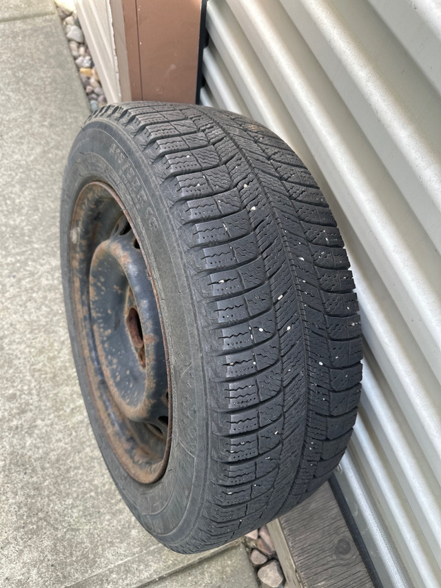  Winter tires and rim for Honda Civic  in Tires & Rims in Edmonton - Image 3