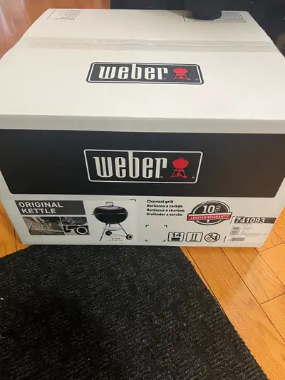 Brand factory-sealed Weber Original Charcoal Kettle BBQ Grill with One-Touch Cleaning System, 22-in...