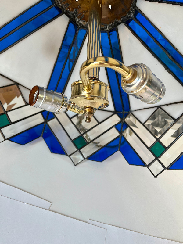 Handmade (by owner) stained glass hanging lamp in Indoor Lighting & Fans in Winnipeg - Image 4