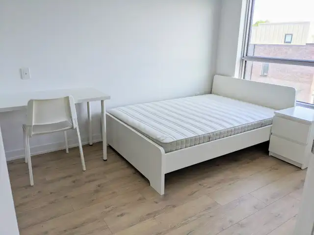 $900 – Furnished Room with Private Bath in modern Oshawa condo63804706101891124