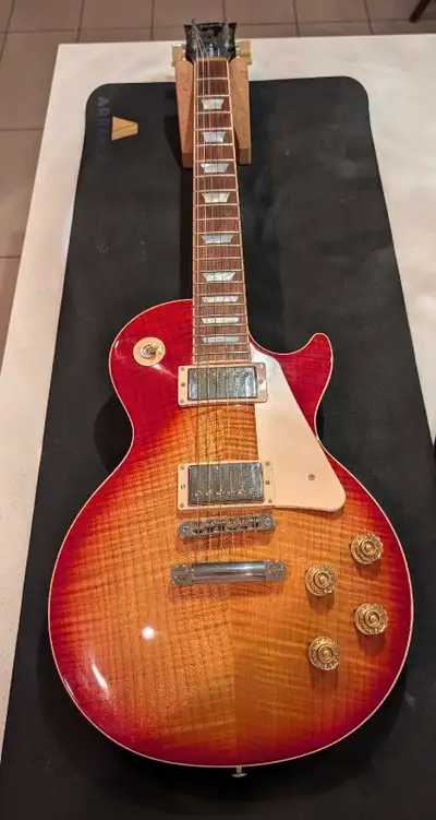 2015 Gibson Les Paul Traditional, View more