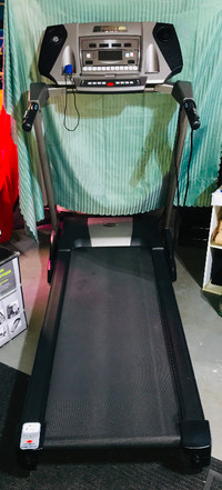 Electric full-sized treadmill with incline control