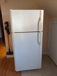 Kenmore fridge for sale - fully functional