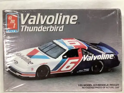 VALVOLINE THUNDERBIRD STOCK CAR – 1/25 SCALE PLASTIC MODEL KIT, View more