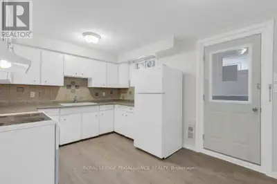 Spacious 2 Bedroom apartment for rent. Recently renovated clean. Lots or parking and outdoor space....