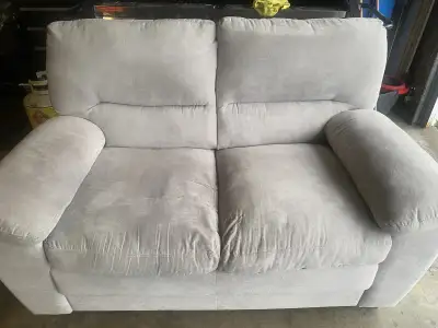 Love seat, View more