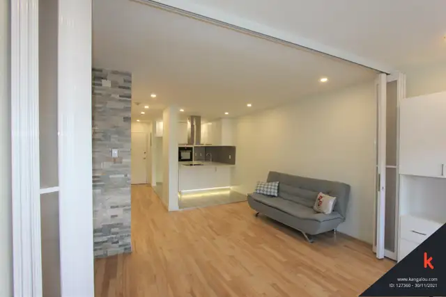 Loft 3 1/2 Lumineux près Métro Langelier & Piscine Municipale in Long Term Rentals in City of Montréal - Image 8