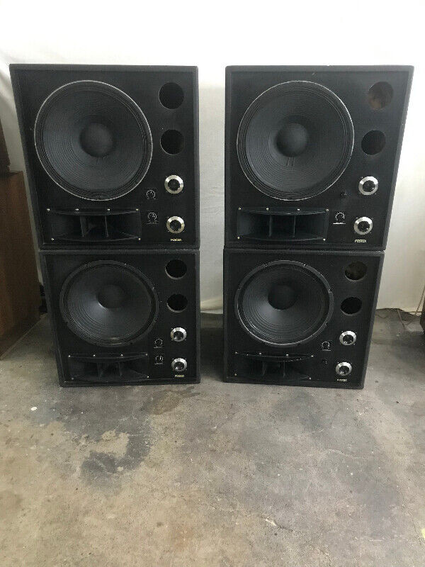 Fostex DK-400 Speaker System in Speakers in Winnipeg