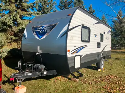 2017 Forest River Salem 175FB camper Purchased brand new in 2020, camped in for 4 summers. Camper is...