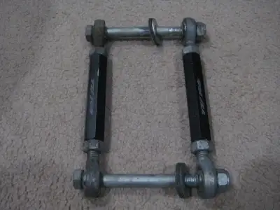 Up for sale is used 2006 – 2020 Yamaha YZF-R6 rear lowering links. Selling for $60
