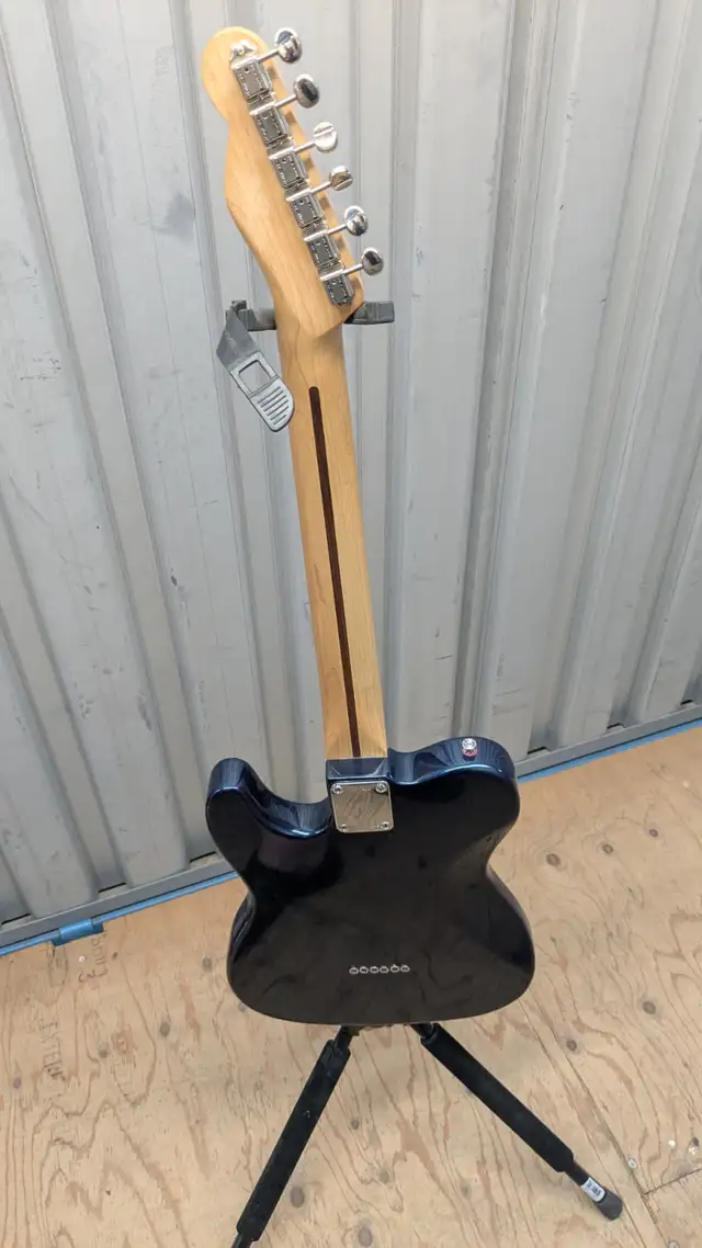 Guitare modèle télécaster in Guitars in West Island - Image 8