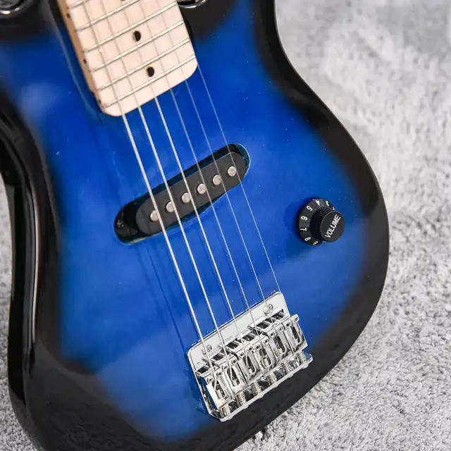 30 Inch Kids Electric Guitar 3/4 Size Beginner Starter Kit w/ 5W in Guitars in Markham / York Region - Image 9