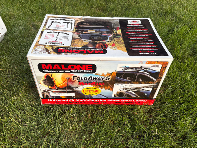 Malone Kayak Rack + Steel Top Cross Bar (SAIL) in Water Sports in Oakville / Halton Region