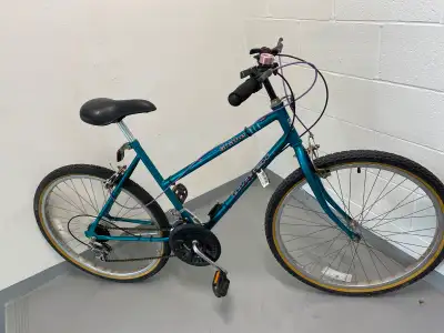 26''bike Huffy15 speed in excellent condition great gift any occ, View more