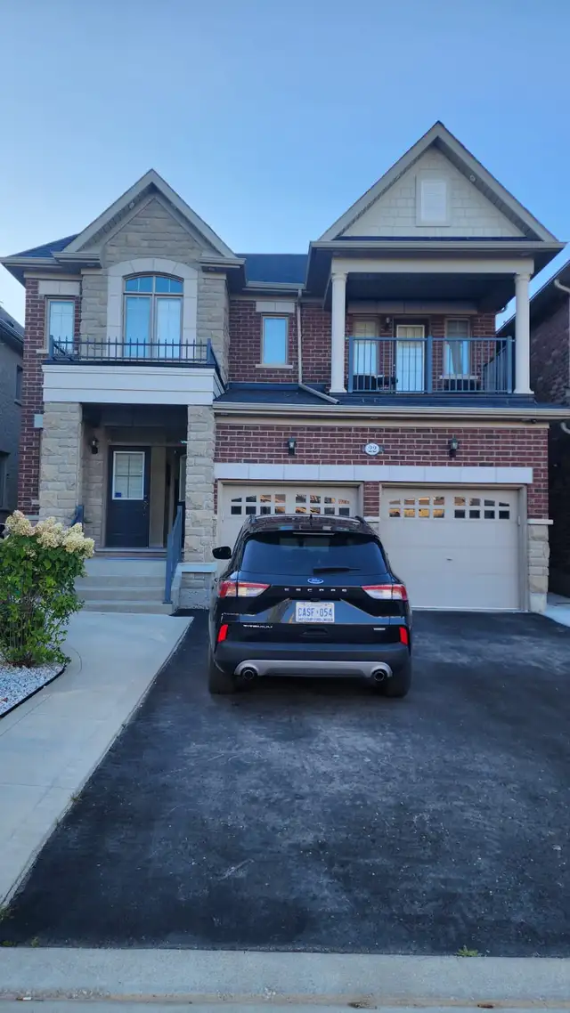 2 Bedroom Basement for Rent in Room Rentals & Roommates in Oakville / Halton Region - Image 2