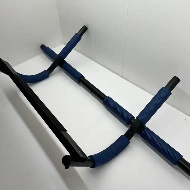 Doorway Pull-up Bar chin up exercise gym equipment  in Exercise Equipment in Winnipeg - Image 3