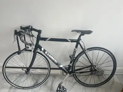 Marinoni Ultimo Road Bike w/ Campy Components, View more