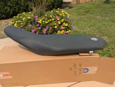 The seat you want but don't want to pay full price for. Gently used; I sold my CRF. This seat is a g...