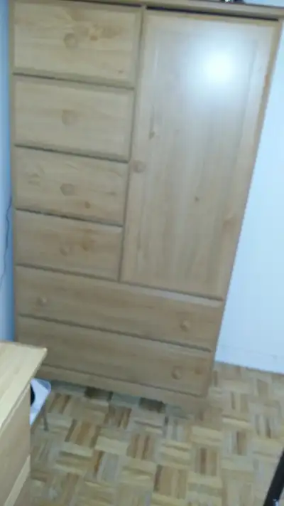 Vendre meubles de chambre à coucher, View more