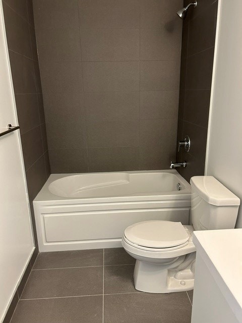 CONDO FOR RENT! Oshawa UC Tower 3 2