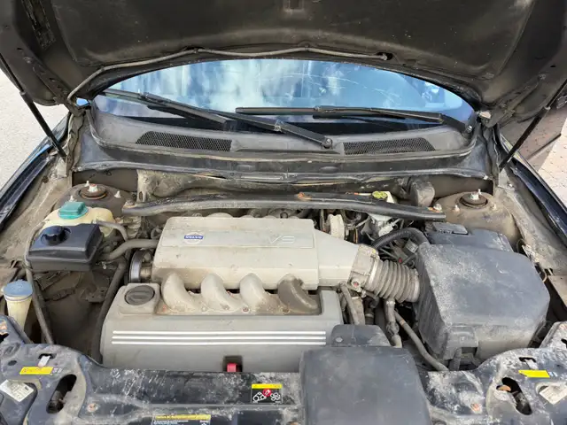 Volvo XC90 V8585100209937469441