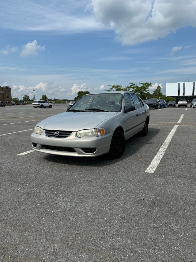 Toyota Corolla CE 2002