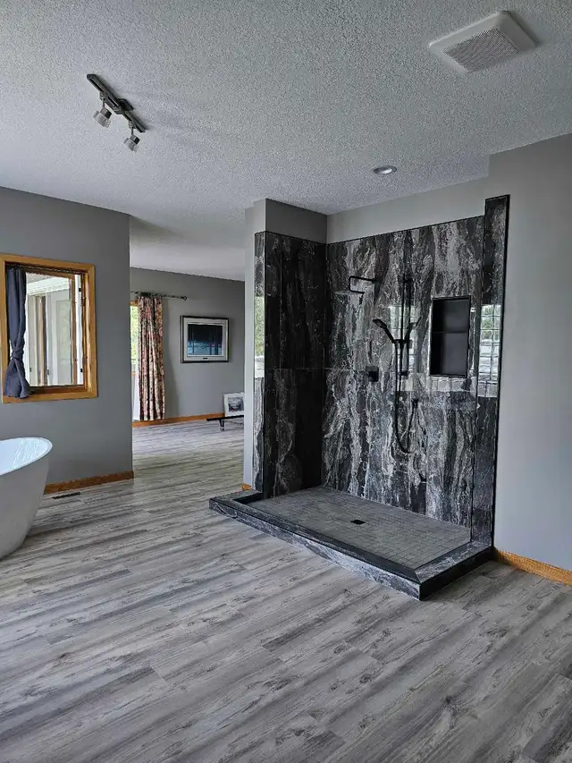 PROFESSIONAL RENOVATIONS 594614293942784003