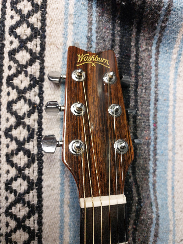 Washburn D-60SW acoustic guitar Made in Japan in Guitars in Strathcona County - Image 3