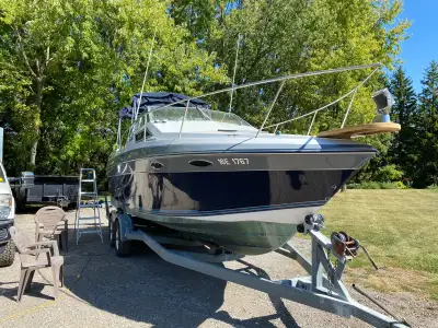 I have a 1988 foot four winds very clean boat has 1000 hours on. It comes with the 460 big block Kin...