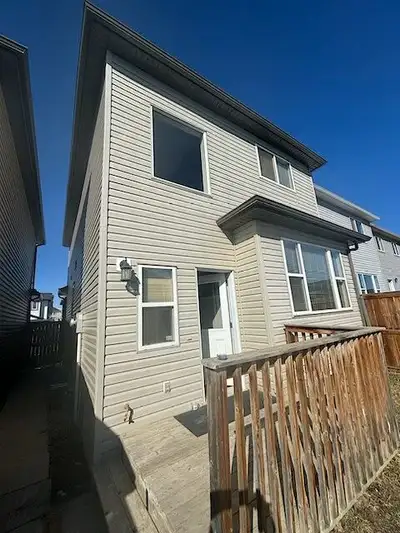 TWO STOREY HOUSE FOR RENT $1900, SEPARATE ENTRANCE FOR UPSTAIRS AND BASEMENT, SEPARATE LAUNDRY FOR U...