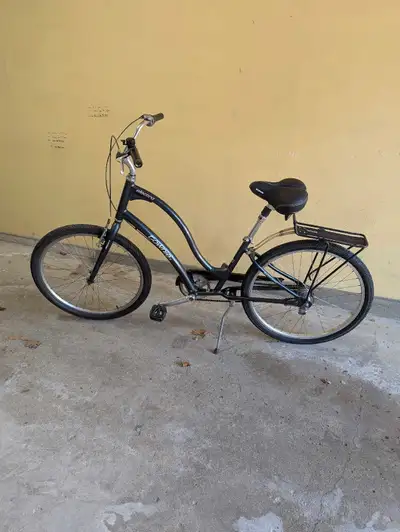 *REDUCED* Premium - Electra Townie - Internal Hub Gears, Large, View more
