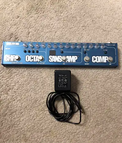 Tech 21 Bass Fly Rig V1 Pedal with Adapter, View more