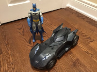 BATMAN WITH CAR TOYS 