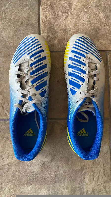 Souliers de soccer Adidas Predito in Soccer in Longueuil / South Shore - Image 6