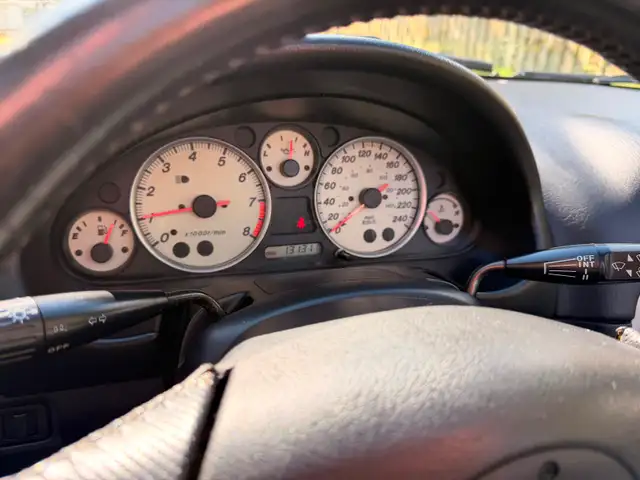 Miata with low mileage and automatic transmission!!!544786099796060167