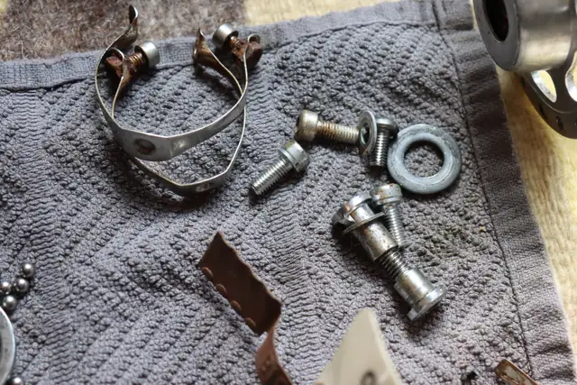 USED Bicycle parts $5 EACH Pls read updated in Frames & Parts in Guelph - Image 9