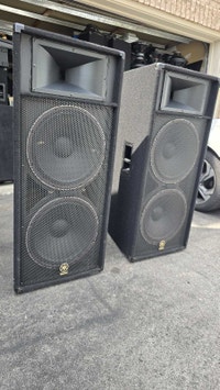 pair of Yamaha passive speakers, S215v. Excellent condition Oakville / Halton Region Toronto (GTA) Preview