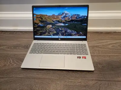 15.6" HP Laptop, AMD Ryzen 5, 16GB DDR5 RAM, 1.0 TB SSD, View more