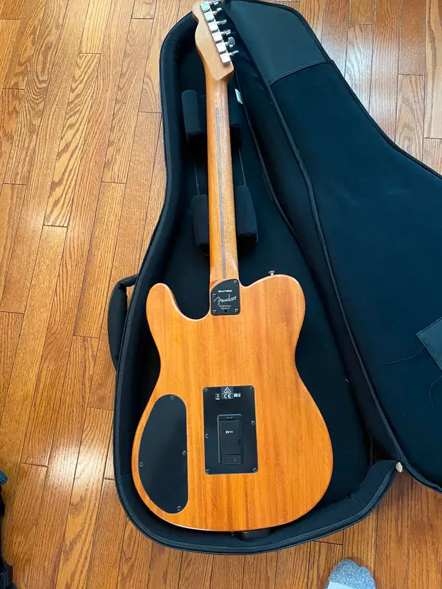Fender Acoustasonic Player Telecaster in Guitars in Strathcona County - Image 4