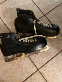 Men's goalie skates 11 1/2