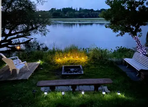 5 REASONS WHY YOU SHOULD RENT THIS UNIT? 1) WATERFRONT AND WATERVIEW WITH ACCESS TO FIREPIT BY THE R...