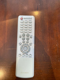 SAMSUNG  UNIVERSAL REMOTE CONTROL DVD TV VCR CABLE
