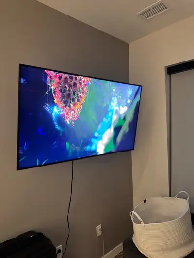55” Samsung Q70A QLED 4K Smart TV — Excellent Condition, View more