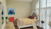 Private Master Bedroom Suite For Rent - Richmond Hill
