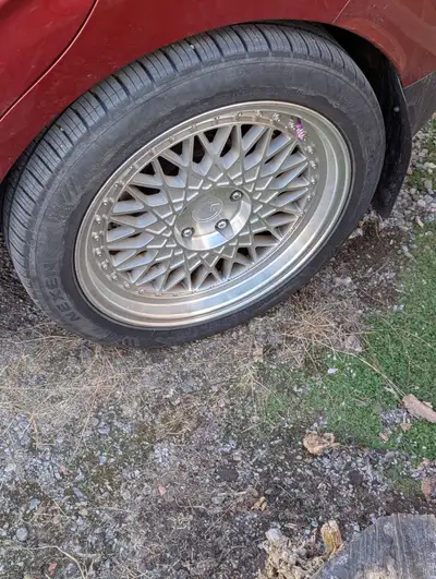Rims are 18x8.5 chrome Bolt pattern is 5x114 Tires are Nexen Rims have never seen a winter Always st...
