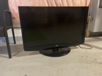 Selling a used 37-inch LG TV (no remote)