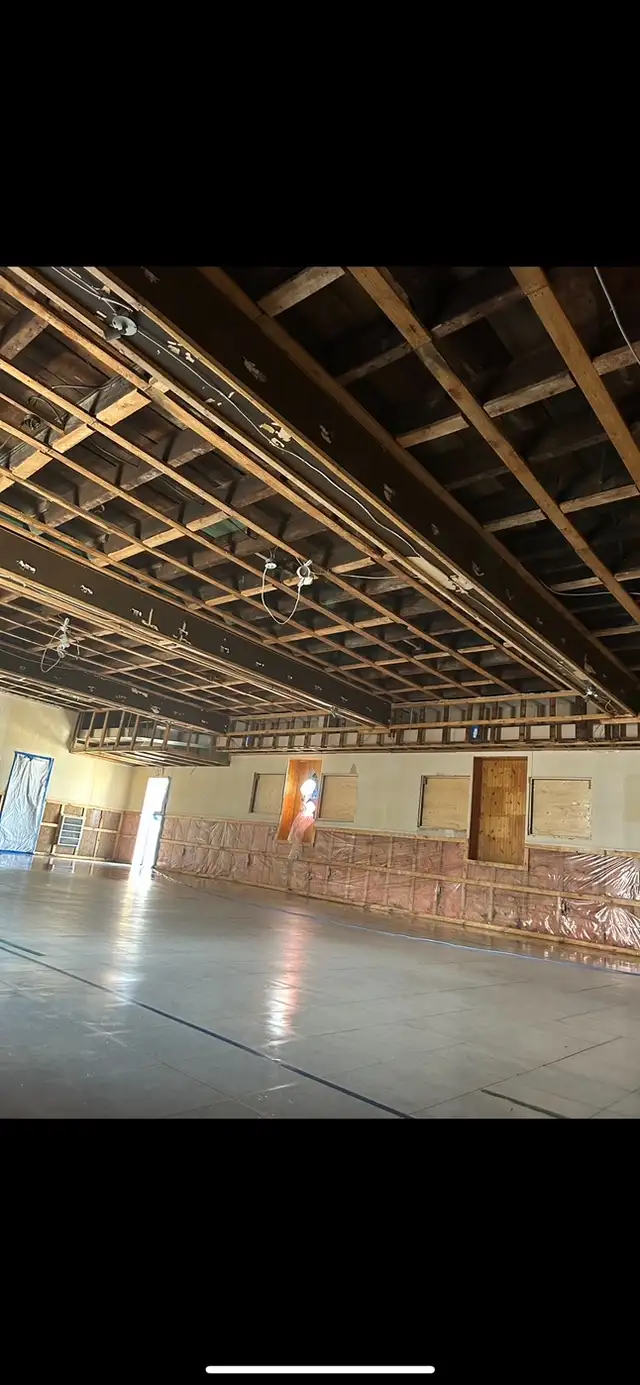 Asbestos removal/demolition services62863715599745121