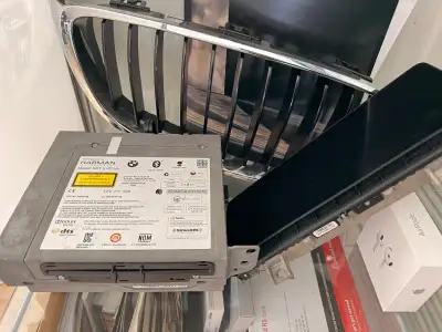 Selling a genuine BMW OEM NBT EVO head unit with matching display screen. Removed from vehicle in go...