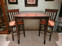 MODERN BREAKFAST TABLE & HIGH CHAIRS - 85% OFF OUR COST!